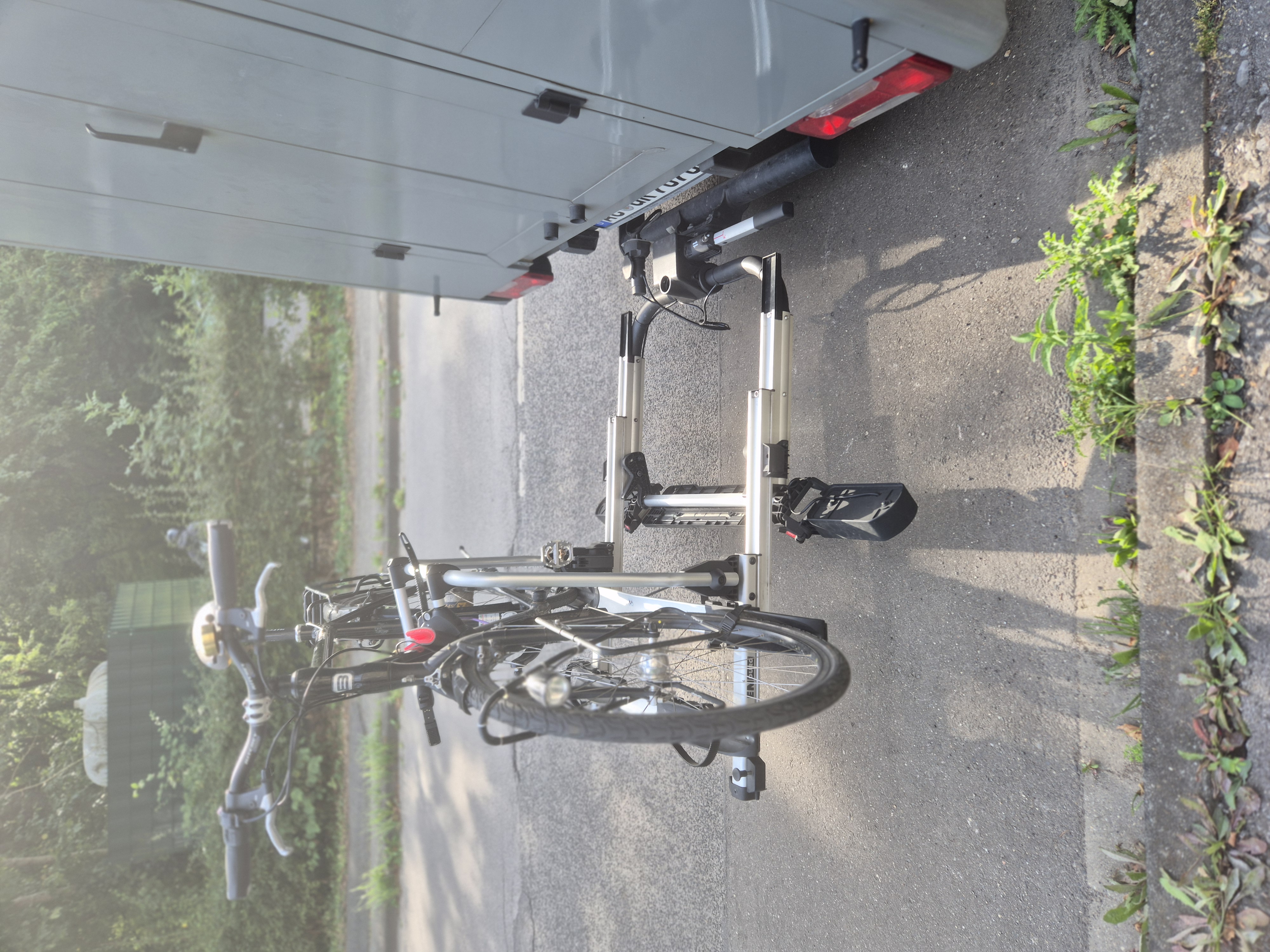 Der Fahrradträger ausgezogen